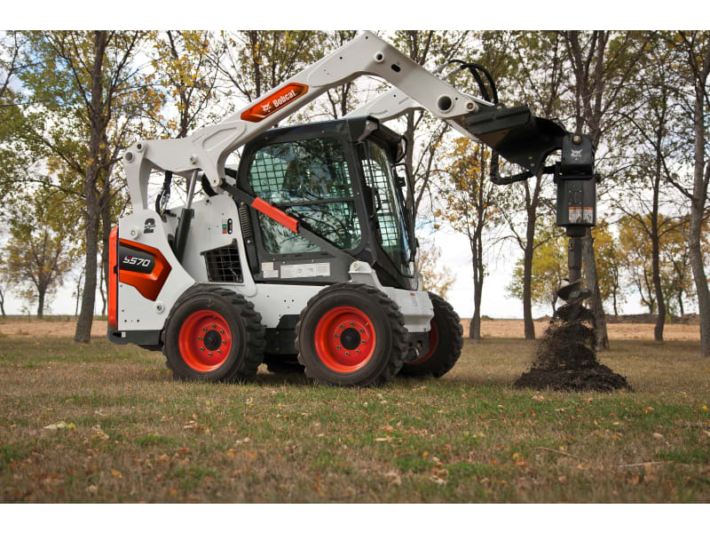 Minicargador Bobcat S570