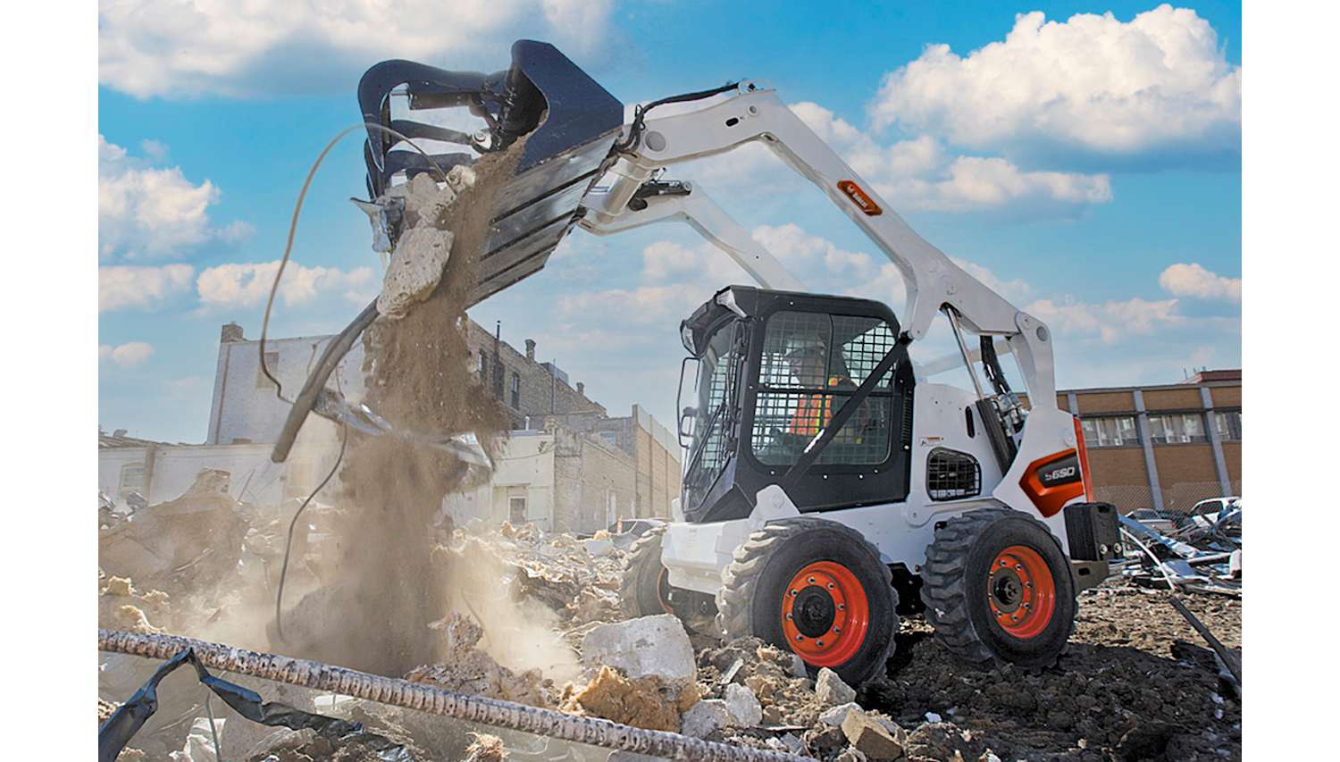 Minicargador Bobcat S650